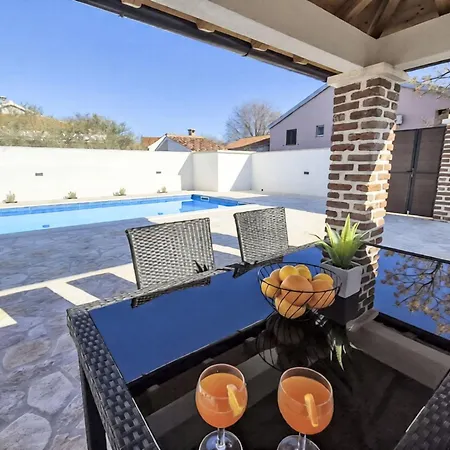 Ferienhaus Kristina By Interhome Smilcic